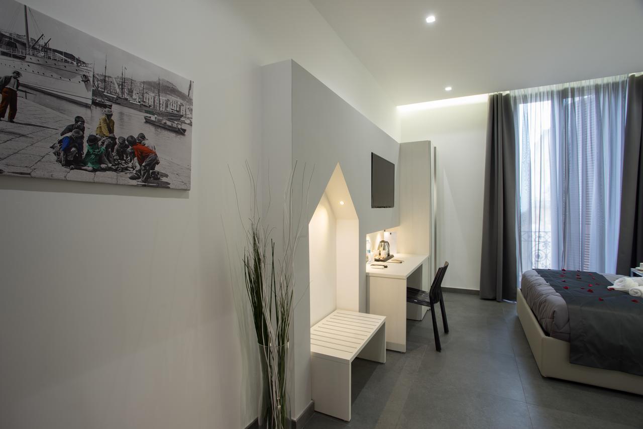 Twice - Naples Bed & Breakfast Bagian luar foto