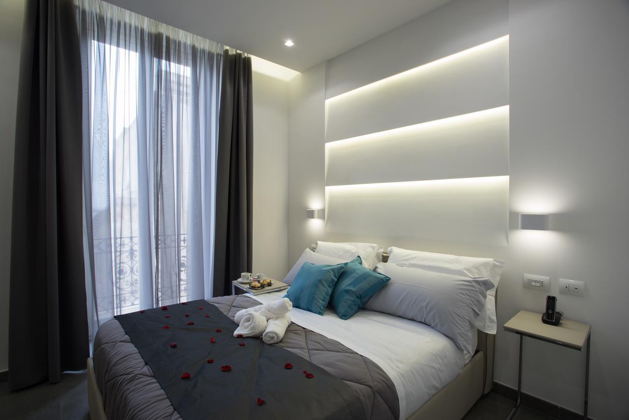 Twice - Naples Bed & Breakfast Bagian luar foto