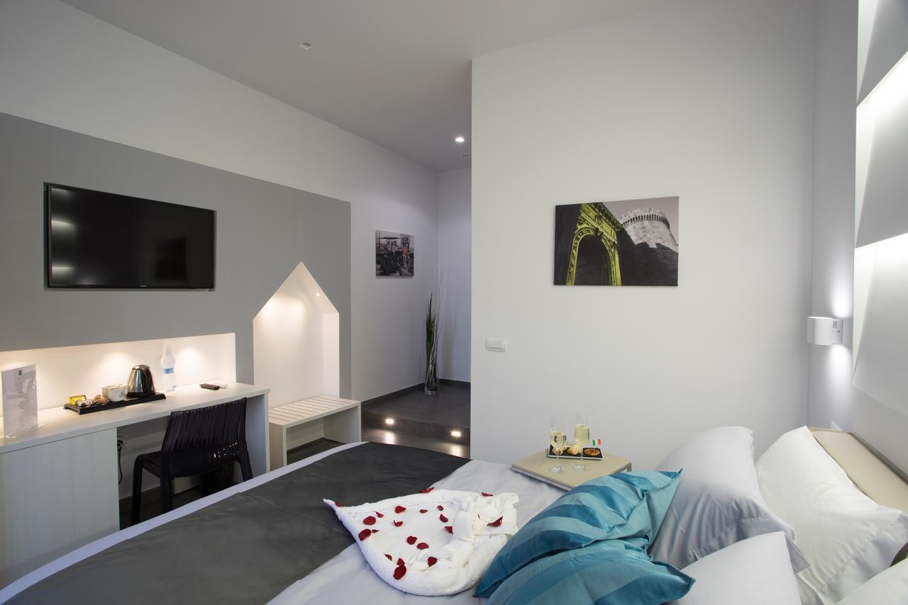 Twice - Naples Bed & Breakfast Bagian luar foto