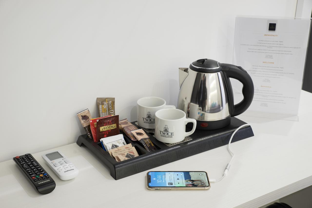 Twice - Naples Bed & Breakfast Bagian luar foto