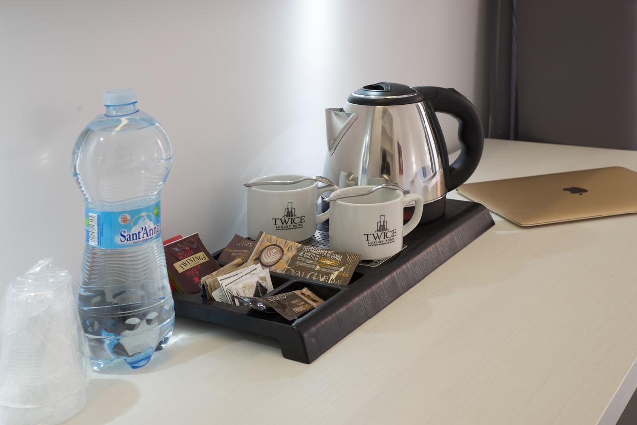Twice - Naples Bed & Breakfast Bagian luar foto