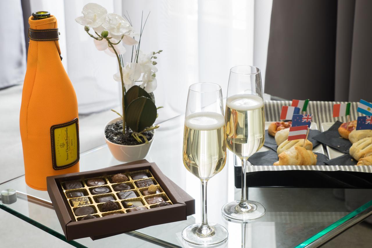 Twice - Naples Bed & Breakfast Bagian luar foto