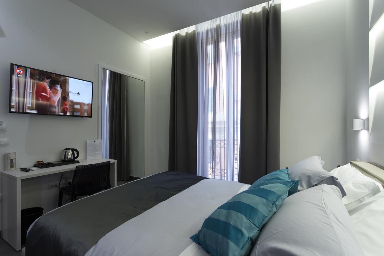 Twice - Naples Bed & Breakfast Bagian luar foto