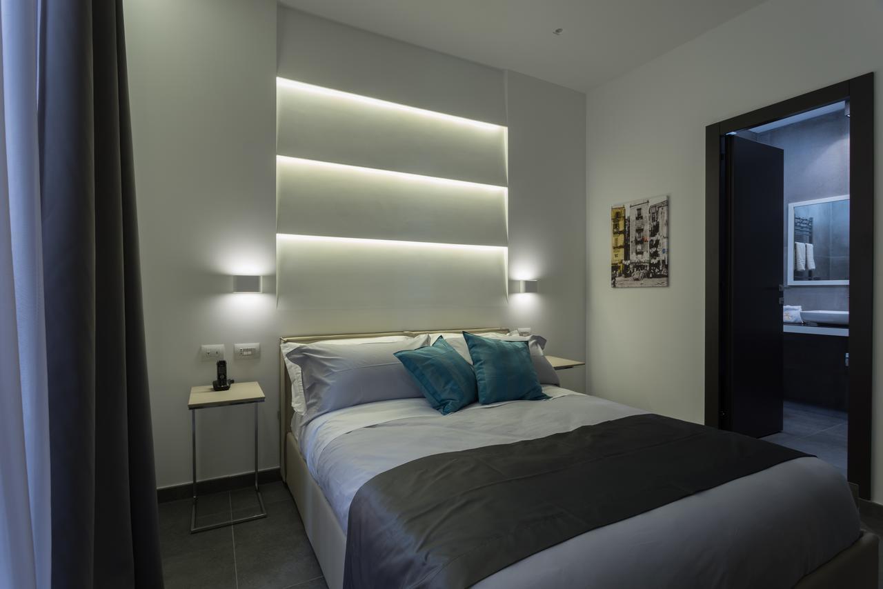 Twice - Naples Bed & Breakfast Bagian luar foto