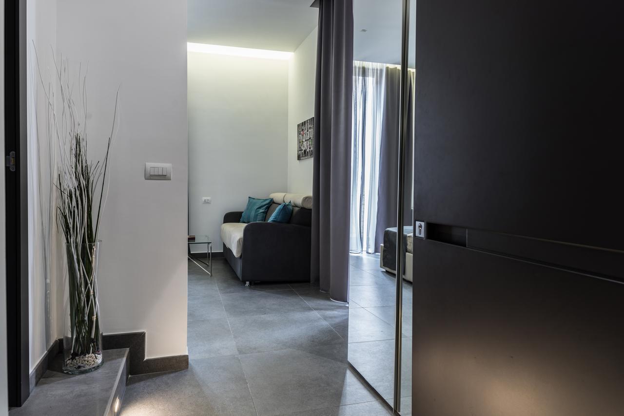 Twice - Naples Bed & Breakfast Bagian luar foto
