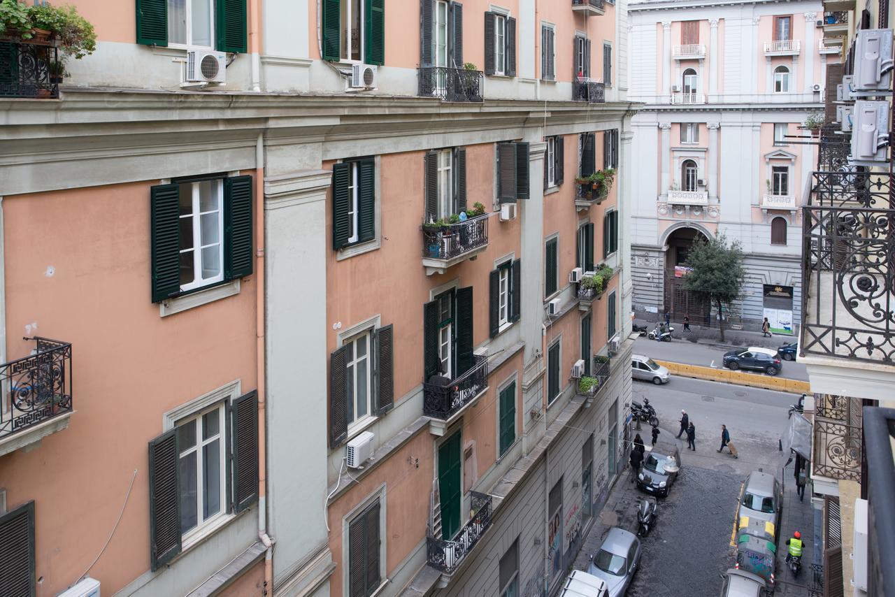 Twice - Naples Bed & Breakfast Bagian luar foto