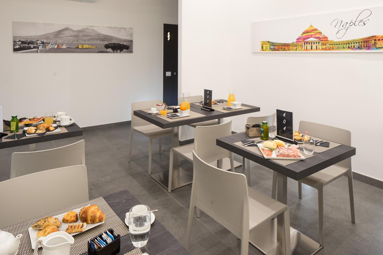 Twice - Naples Bed & Breakfast Bagian luar foto