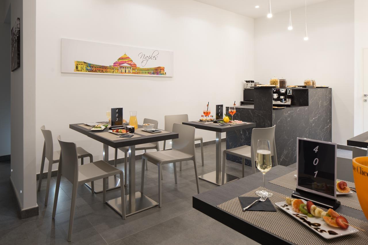 Twice - Naples Bed & Breakfast Bagian luar foto