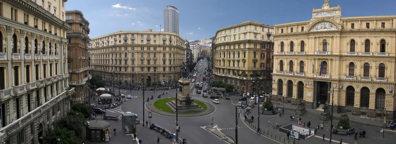 Twice - Naples Bed & Breakfast Bagian luar foto