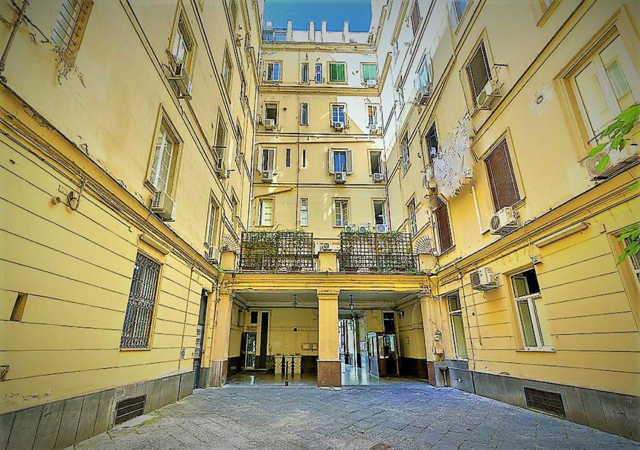 Twice - Naples Bed & Breakfast Bagian luar foto